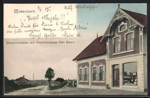 AK Wakendorf, Bahnhofstrasse mit Geschäftshaus Otto Heuer