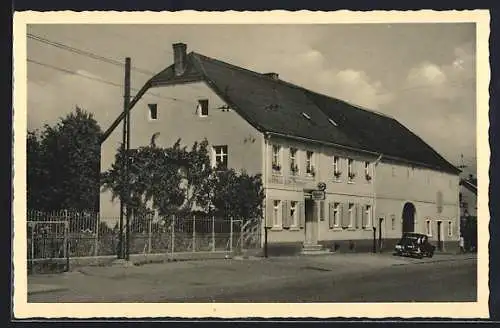 AK Riegelsberg-Hilschbach /Saar, Gasthaus zum Stumpen von der Strasse aus