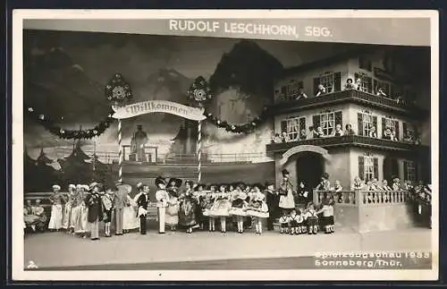 AK Sonneberg /Thür., Spielzeugsausstellung 1933, Puppen in Trachten