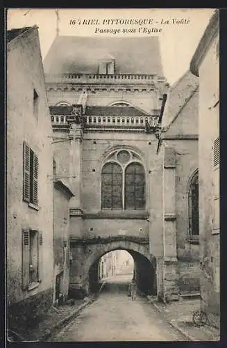 AK Triel, La Voüte, Passage sous l`Eglise