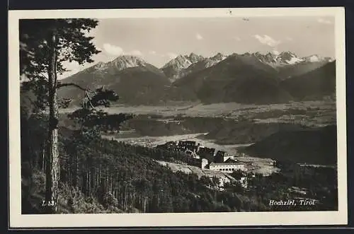 AK Hochzirl /Tirol, Teilansicht mit Bergen