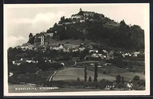 AK Riegersburg, Feld und Flur vor dem Ort