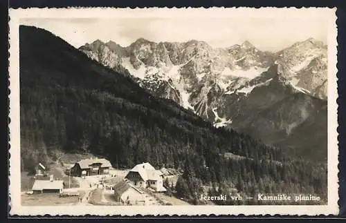 AK Jezerski Vrh, Gasthaus Seebergsattel mit Bergpanorama