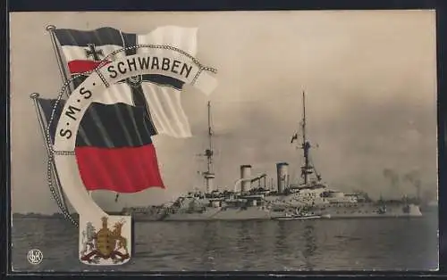 AK Kriegsschiff SMS Schwaben nahe der Küste, Wappen und Reichskriegsflagge