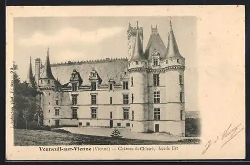 AK Vouneuil-sur-Vienne, Château de Chistré, facade Est