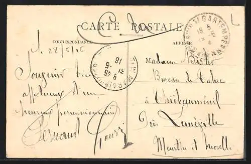 AK Angles-sur-l`Anglin, Ruines du Château et Pont sur l`Anglin côté Sud