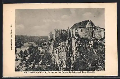 AK Angles-sur-l`Anglin, Les Ruines du Château et de sa Chapelle