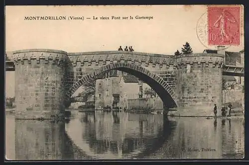 AK Montmorillon, Le vieux Pont sur la Gartempe