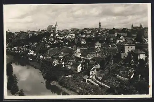 AK Znaim, Thaya mit Blick auf Ort