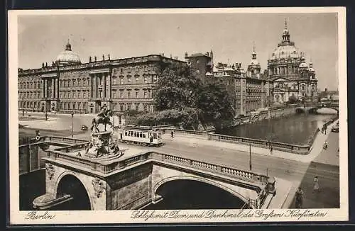 AK Berlin, Schloss mit Dom und Denkmal des Grossen Kurfürsten