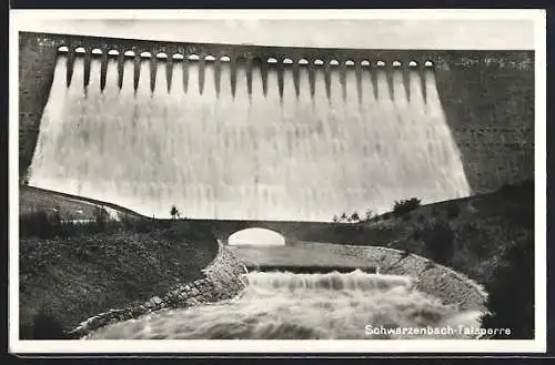 AK Forbach, Schwarzenbach-Talsperre vom Wasser aus