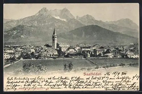 AK Saalfelden, Ortsansicht mit Bergspitzen aus der Vogelschau