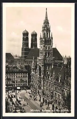 AK München-Au, Rathaus mit Frauenkirche im Hintergrund