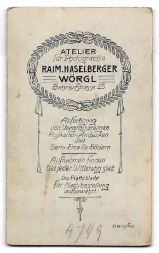 Fotografie Raim Haselberger, Wörgl, Bahnhofstrasse 25, Porträt einer jungen Frau