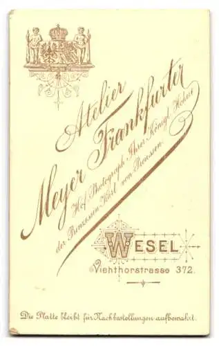 Fotografie Meyer Frankfurter, Wesel, Viethhorstrasse 372, Porträt eines jungen Mannes