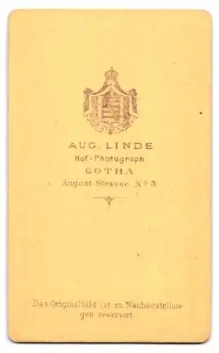 Fotografie Aug. Linde, Gotha, August-Strasse 3, Porträt eines bärtigen Mannes