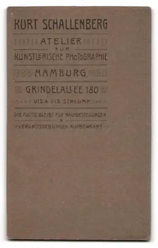 Fotografie Kurt Schallenberg, Hamburg, Grindelallee 180, Porträt eines jungen Mannes