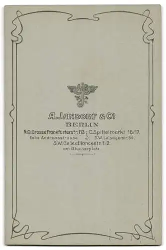 Fotografie A. Jandorf & Co, Berlin, Grosse Frankfurterstr. 113, Porträt einer Frau im Profil