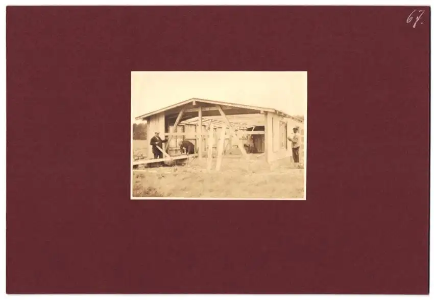 Fotoalbum mit 79 Fotografien Ansicht Hamburg-Uhlenhorst, Schullandheim Uhlenhorst, Bau des Hauses, Einweihung, Mädchen 1