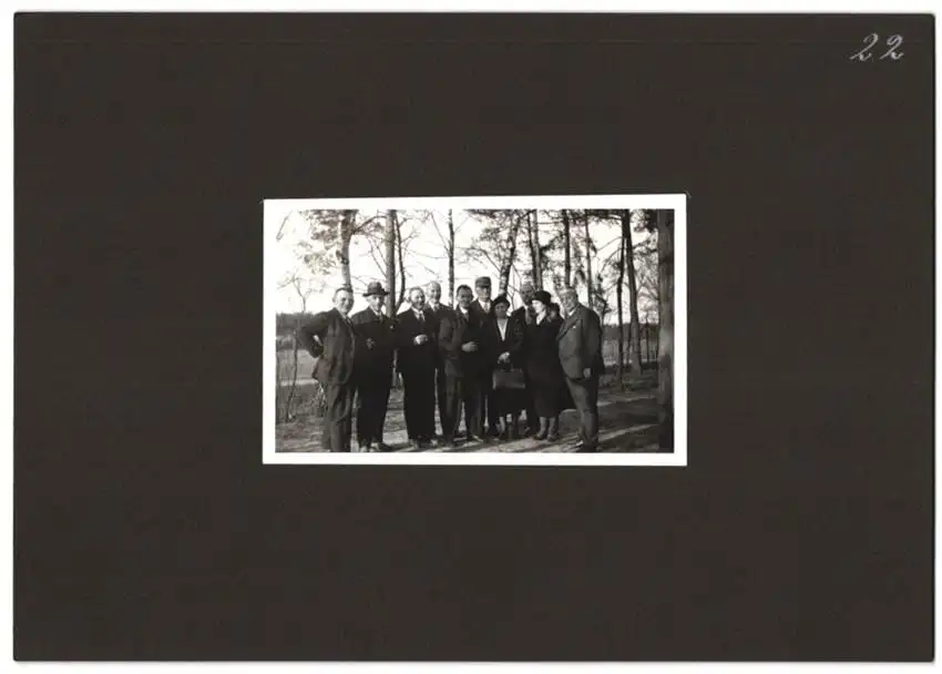 Fotoalbum mit 79 Fotografien Ansicht Hamburg-Uhlenhorst, Schullandheim Uhlenhorst, Bau des Hauses, Einweihung, Mädchen 36