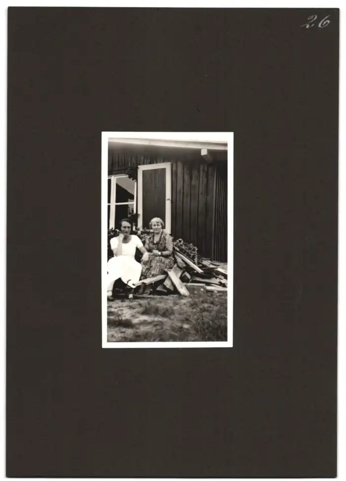 Fotoalbum mit 79 Fotografien Ansicht Hamburg-Uhlenhorst, Schullandheim Uhlenhorst, Bau des Hauses, Einweihung, Mädchen 40