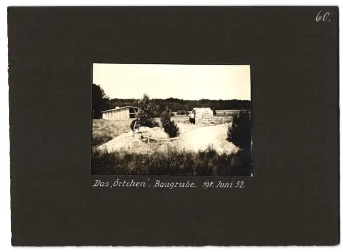 Fotoalbum mit 79 Fotografien Ansicht Hamburg-Uhlenhorst, Schullandheim Uhlenhorst, Bau des Hauses, Einweihung, Mädchen 52