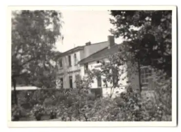 Fotoalbum mit 79 Fotografien Ansicht Hamburg-Uhlenhorst, Schullandheim Uhlenhorst, Bau des Hauses, Einweihung, Mädchen 78