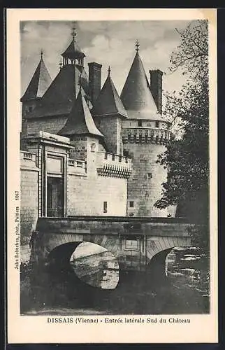 AK Dissais, Entrée latérale Sud du Château