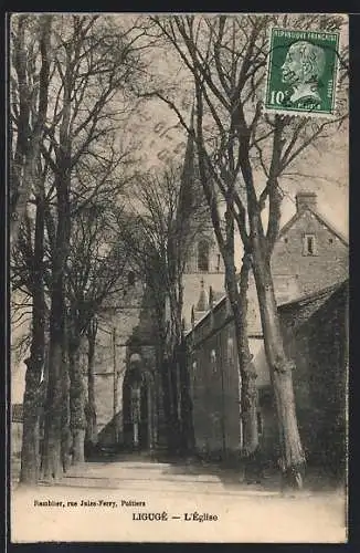 AK Ligugé, L`église et allée bordée d`arbres