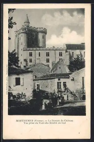 AK Morthemer, Le Donjon du Château vu du Pont-du-Moulin au sud