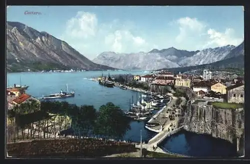 AK Kotor / Cattaro, Panoramablick auf den Küstenort