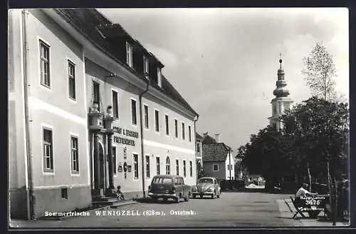 AK Wenigzell, Strassenpartie mit Gasthaus Prettenhofer und Kirche