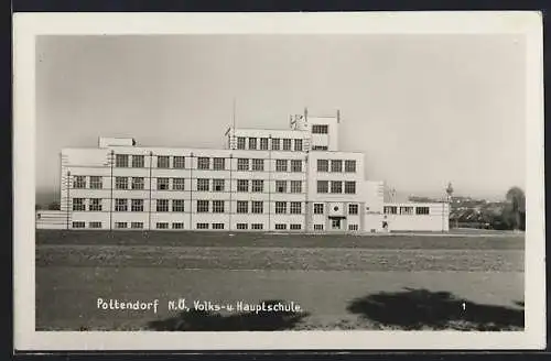 AK Pottendorf, Blick auf die Volks- und Hauptschule