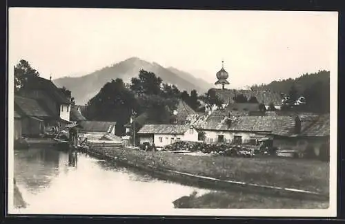 AK St. Aegid a. N., Flusspartie mit Blick zur Kirche