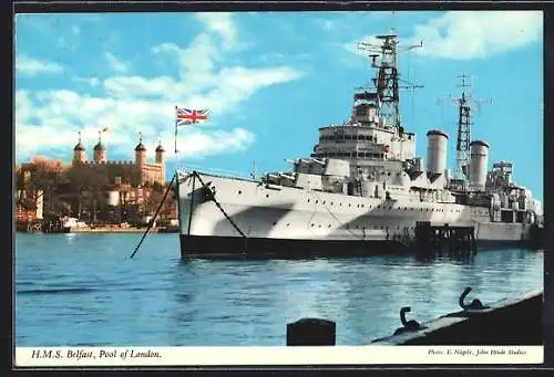 AK Kriegsschiff HMS Belfast von Anker im Pool of London