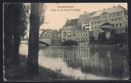 AK Munderkingen, Donaupartie mit Schule