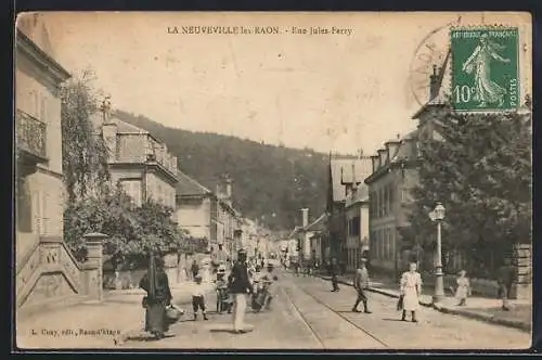 AK La Neuveville-les-Raon, Rue Jules Ferry