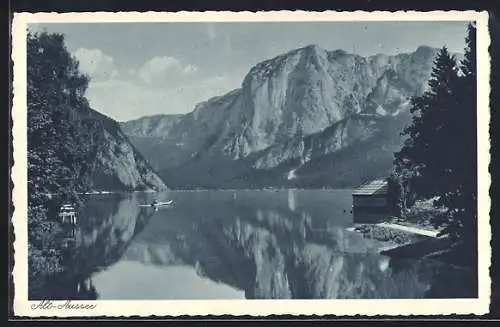 AK Aussee, Blick übers Wasser mit den Bergen