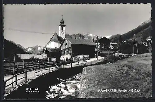 AK Prägraten /Osttirol, Partie am Bach mit Kirche