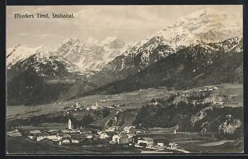 AK Mieders /Tirol, Ansicht mit den Bergen