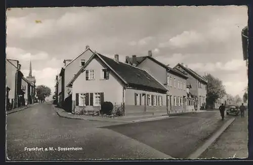 AK Frankfurt a. M.-Sossenheim, Strassenpartie mit Wohnhäusern