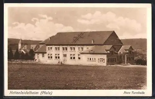 AK Hettenleidelheim, Neue Turnhalle mit Kindern