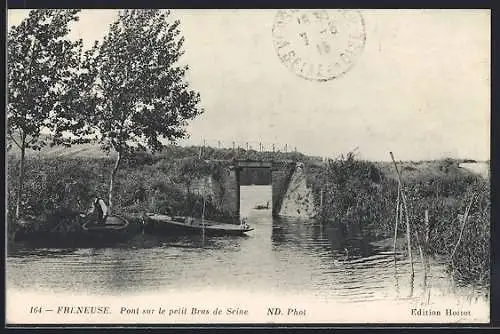 AK Freneuse, Pont sur le petit Bras de Seine