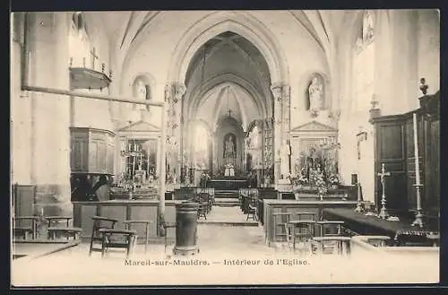 AK Mareil-sur-Mauldre, Intérieur de l`Eglise