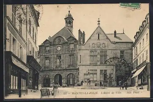 AK Mantes-la-Jolie, L`Hôtel de Ville