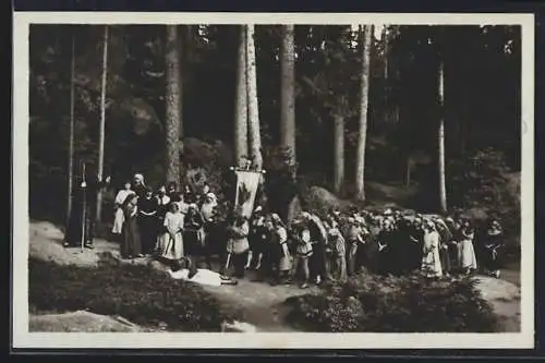 AK Wunsiedel /Fichtelgebirge, Naturbühne Luisenburg, Losburgfestspiele, 3. Bild: Wallfahrerszene