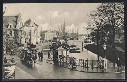 AK Oldenburg /Gr., Strassenpartie an der Hunte