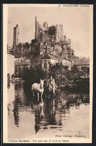 AK Chauvigny, Château Baronnial, Vue prise sur le bord du Talbat