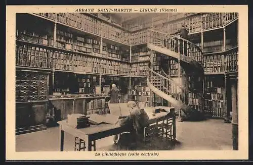 AK Liguge, La bibliothèque de l`Abbaye Saint-Martin, salle centrale