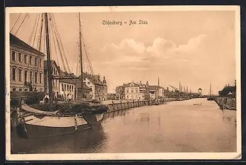 AK Oldenburg / O., Am Stau mit Segelboot